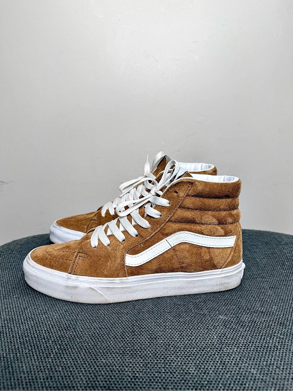 Vans Sk8-Hi Suede High Top Sneakers in Brown & White US 8.5